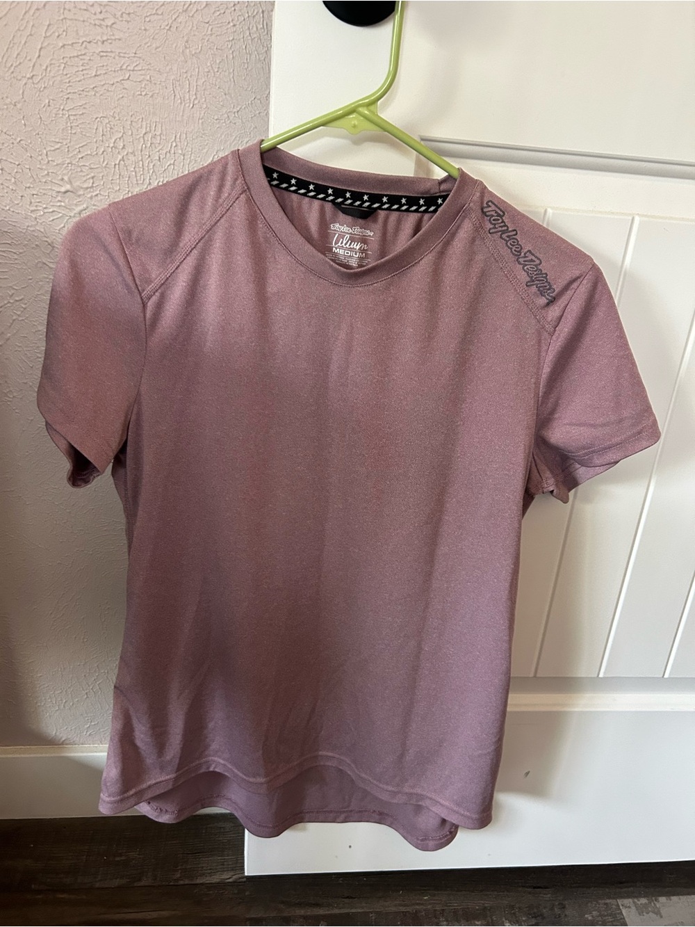 Lilah Performance Short Sleeve Tee - Dusty Mauve
